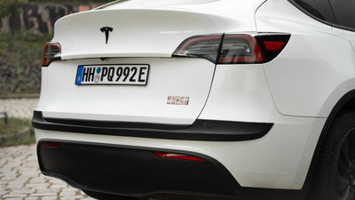 Tesla Plaid Badge aus hochwertigem Metall und Kunststoff, ideal zur Individualisierung Ihres Model Y, Model 3, Model S oder Model X.